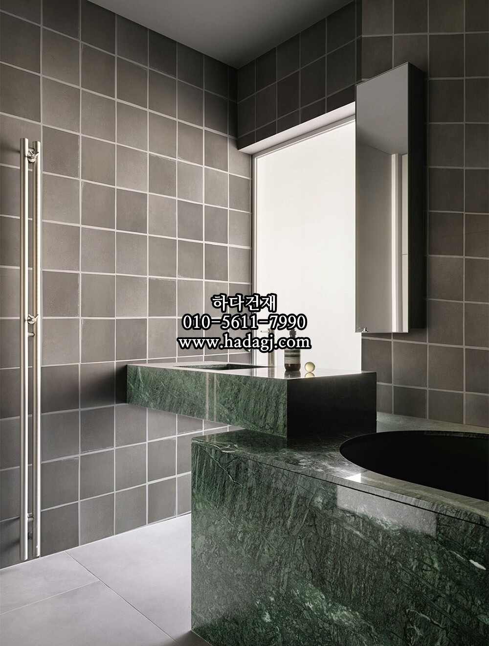 정사각 모자이크타일 95x95x8T 젤라또 흑임자 유광 자기질타일 / 하다건재