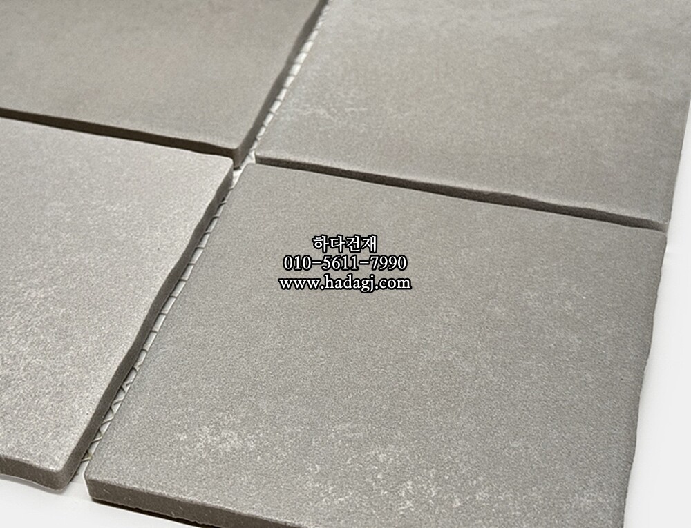 정사각 모자이크타일 95x95x8T 젤라또 흑임자 무광 자기질타일 / 하다건재