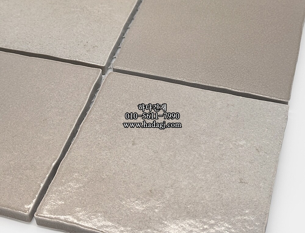 정사각 모자이크타일 95x95x8T 젤라또 얼그레이 유광 자기질타일 / 하다건재