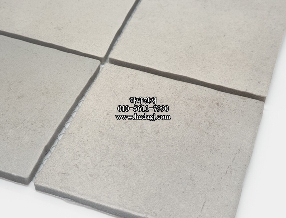 정사각 모자이크타일 95x95x8T 젤라또 얼그레이 무광 자기질타일 / 하다건재