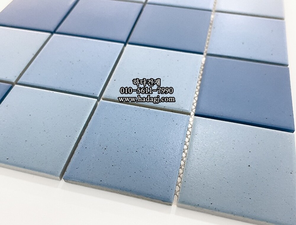 ​​​​​​​정사각 모자이크타일 73x73x7T 슈팅스타 블루 무광 자기질타일 / 하다건재