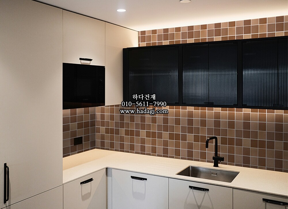 정사각 모자이크타일 73x73x7T 커피 브라운 무광 자기질타일 / 하다건재