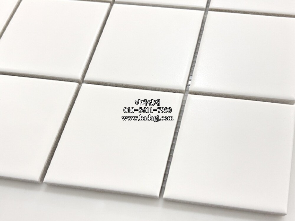 정사각 모자이크타일 73x73x7T 화이트 무광 자기질타일 / 하다건재