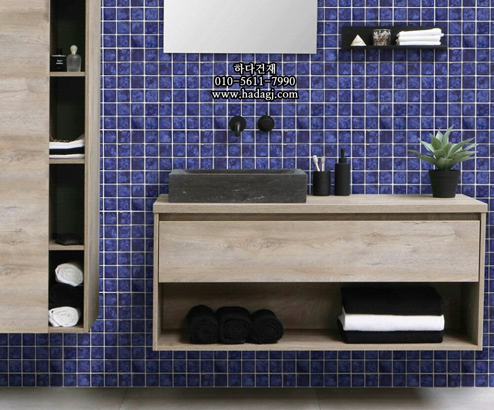 정사각 모자이크타일 48x48x6T 아이스 블루 유광 자기질타일 ICE / 하다건재