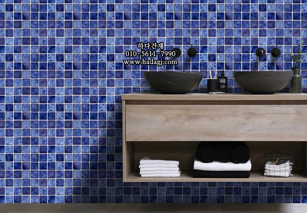 정사각 모자이크타일 48x48x6T 프로즌 블루 유광 자기질타일 FROZEN / 하다건재