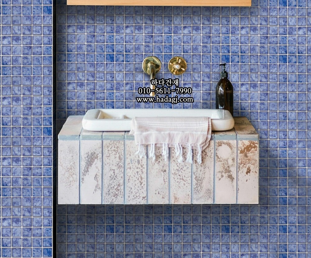 정사각 모자이크타일 48x48x6T 스노우 블루 유광 자기질타일 SNOW / 하다건재