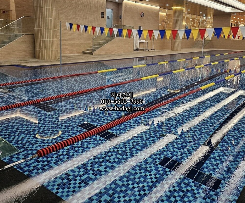 정사각 모자이크타일 48x48x6T 믹스블루 유광 자기질타일 / 하다건재