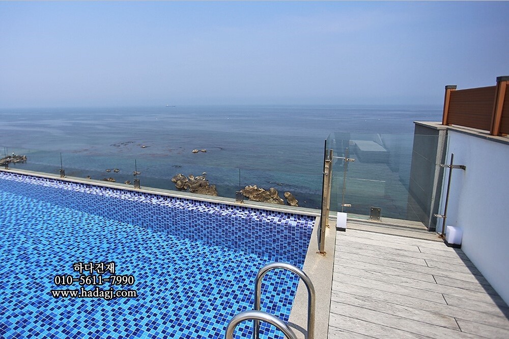 정사각 모자이크타일 48x48x6T 믹스 네이비 유광 자기질타일 / 하다건재