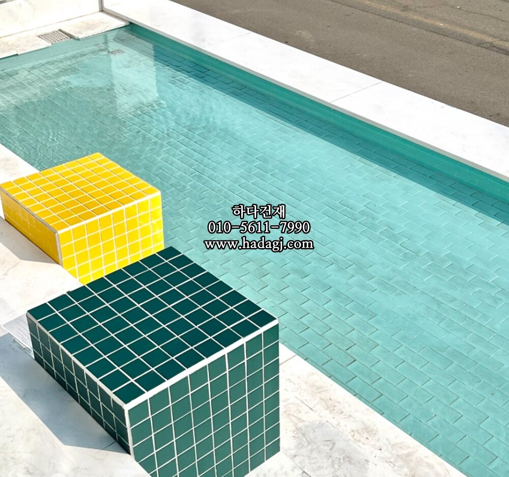 정사각 모자이크타일 48x48x6T 그린 무광 자기질타일 / 하다건재