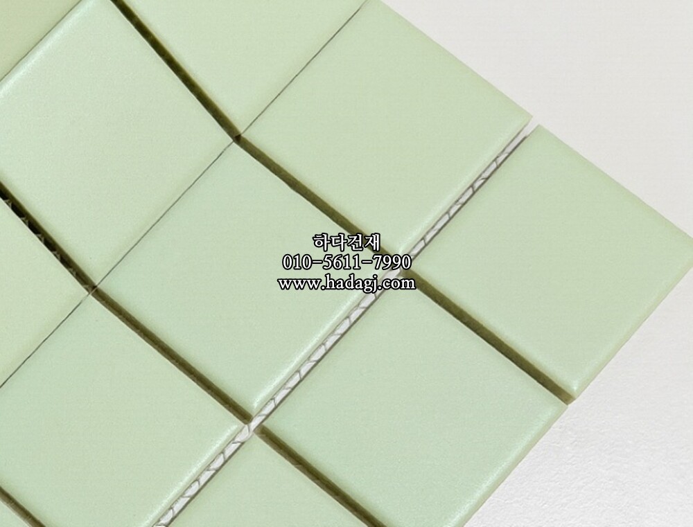 정사각 모자이크타일 48x48x6T 민트 무광 자기질타일 / 하다건재