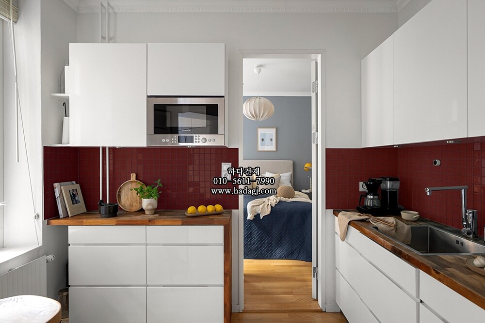 정사각 모자이크타일 48x48x6T 버건디 유광 자기질타일 / 하다건재