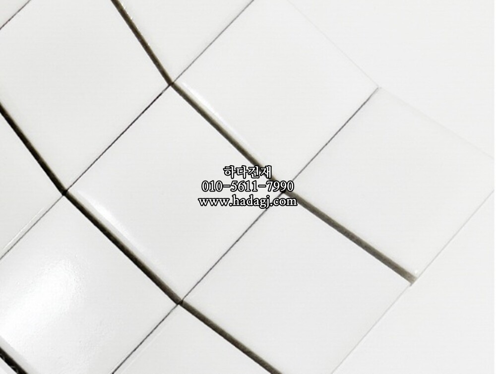 정사각 모자이크타일 48x48x6T 화이트 유광 자기질타일 / 하다건재