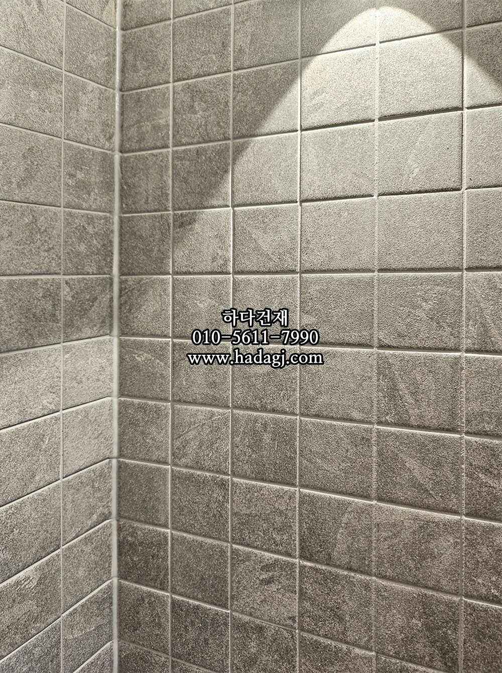 정사각 모자이크타일 48x48x6T 루나 실버 무광 자기질타일 LUNA SILVER / 하다건재