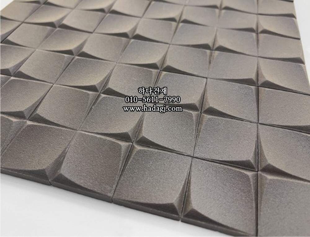 정사각 모자이크타일 34x34x9T 플라워 블랙 무광 자기질타일 FLOWER BLACK / 하다건재