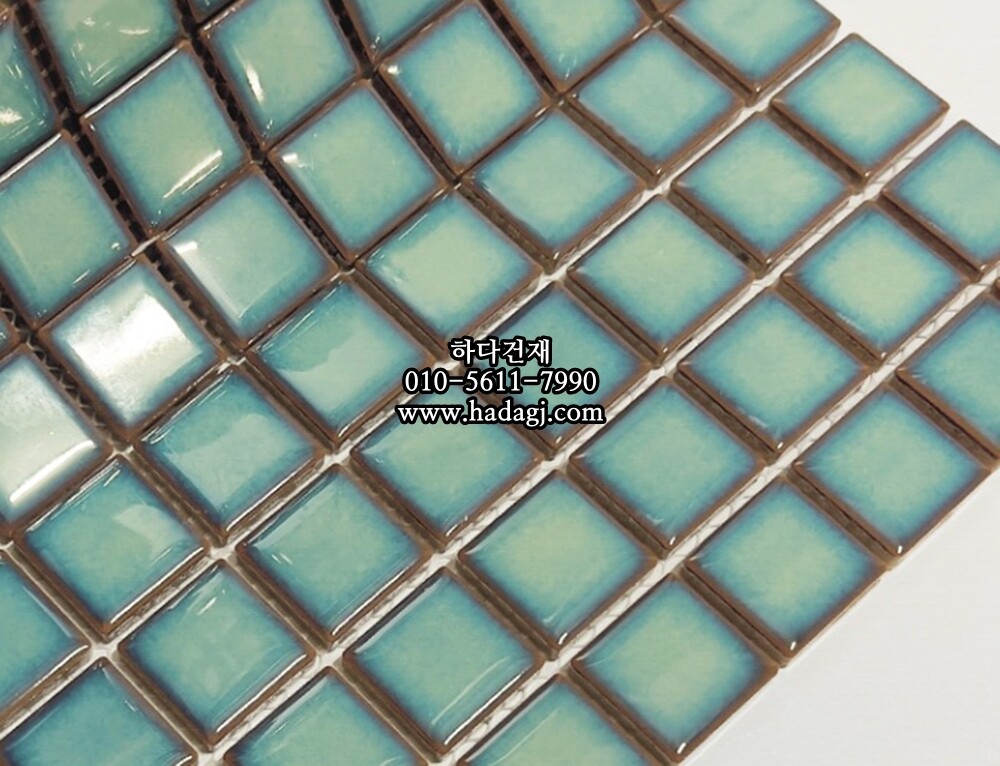 정사각 모자이크타일 25x25x5.5T 오팔 그린 유광 자기질타일 / 하다건재