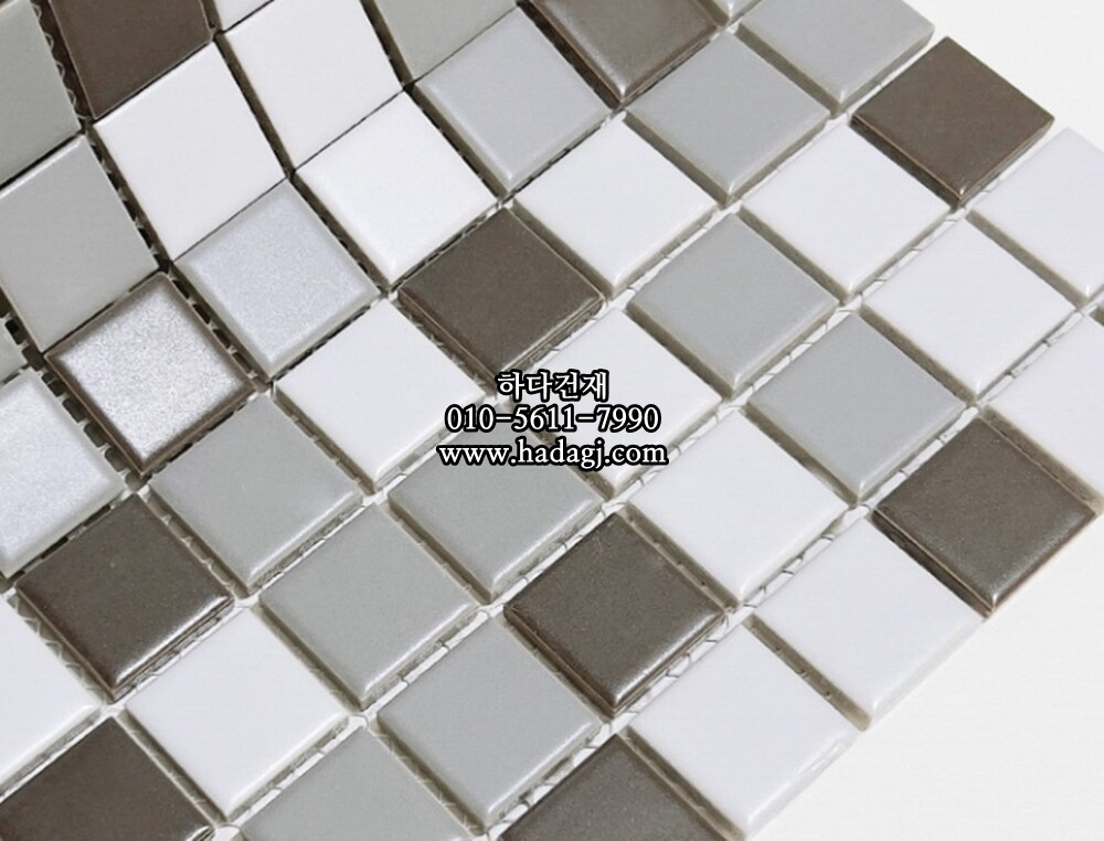 정사각 모자이크타일 25x25x5.5T 그레이 믹스 유광 자기질타일 / 하다건재