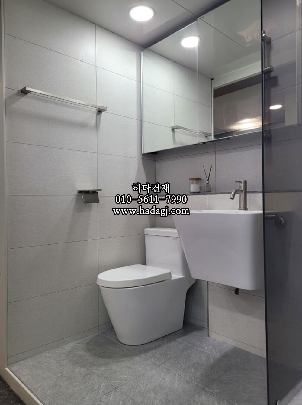 300x600 도기질타일 36D929C / 하다건재 세라믹타일