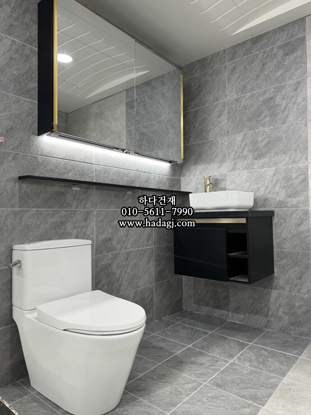 300x600 도기질타일 EOM0835 / 하다건재 세라믹타일