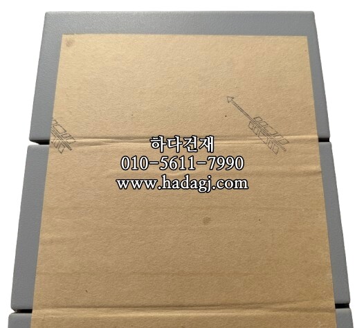 아이코트료와 마룬타일 M02 / 하다건재 일본타일 아이콧료와 ICOTRYOWA