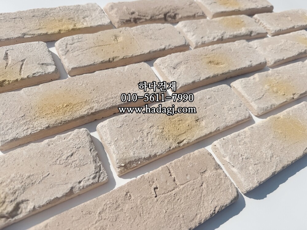 유럽풍파벽돌 205x65x12T 520번 인조석 / 하다건재