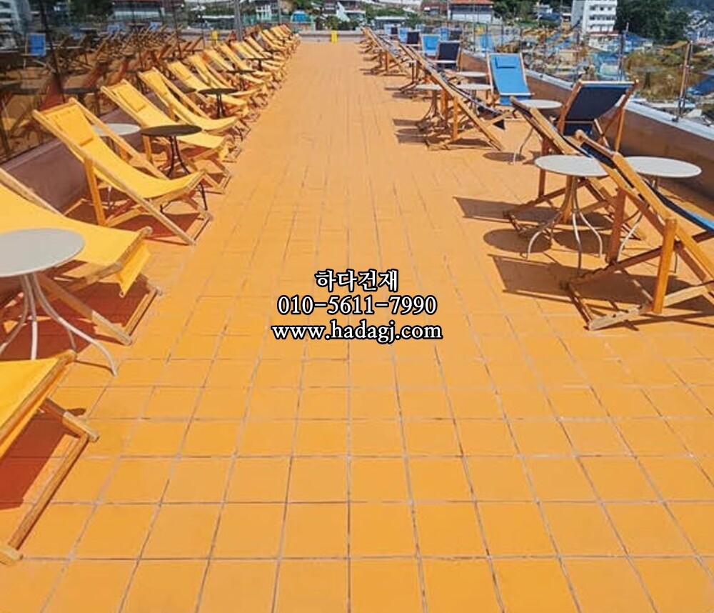 200x200x8.5T 테라코타타일 논슬립 오렌지 / 하다건재