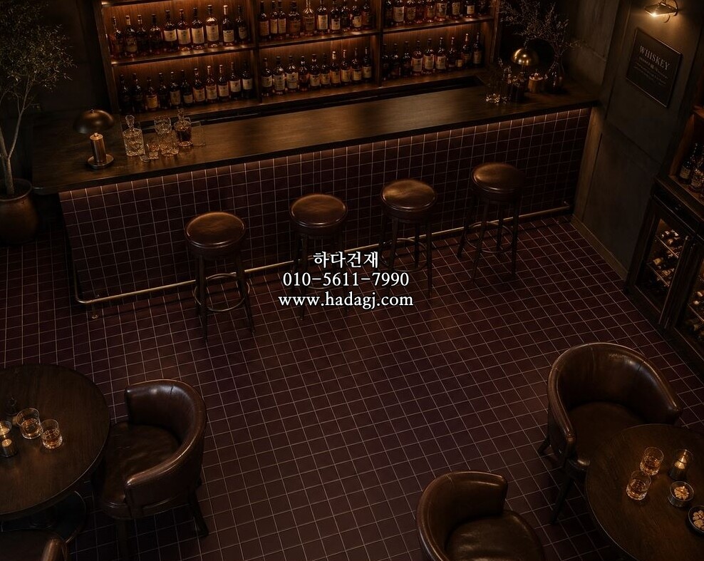 97x97x6T 정사각 모자이크타일 브라운 무광 / 하다건재
