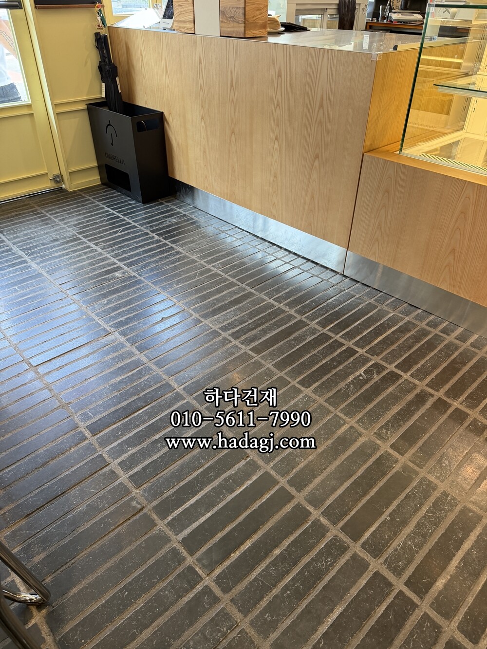 고딕블루스톤 직사각 300x50x20T / 하다건재 천연석타일 시공사례