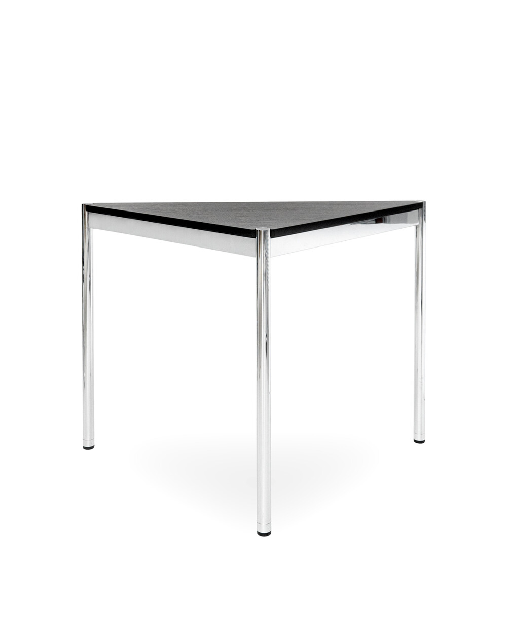 USM haller Triangle Table Oak Black