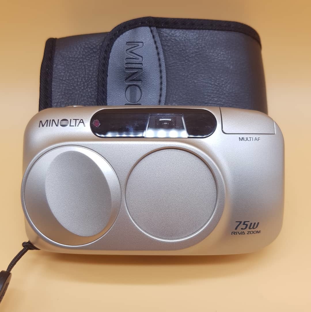 MINOLTA RIVA ZOOM 75W