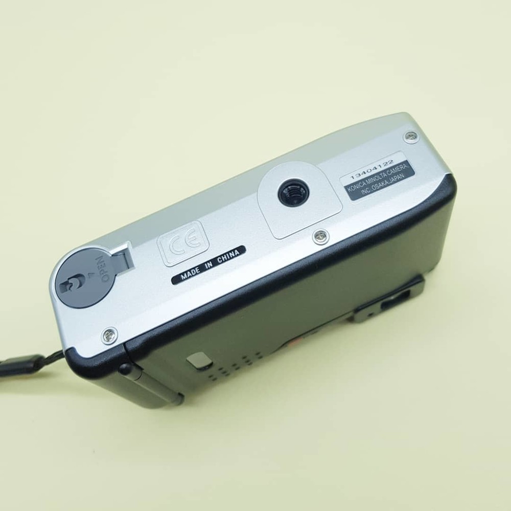 KONICA MINOLTA ZOOM 80C