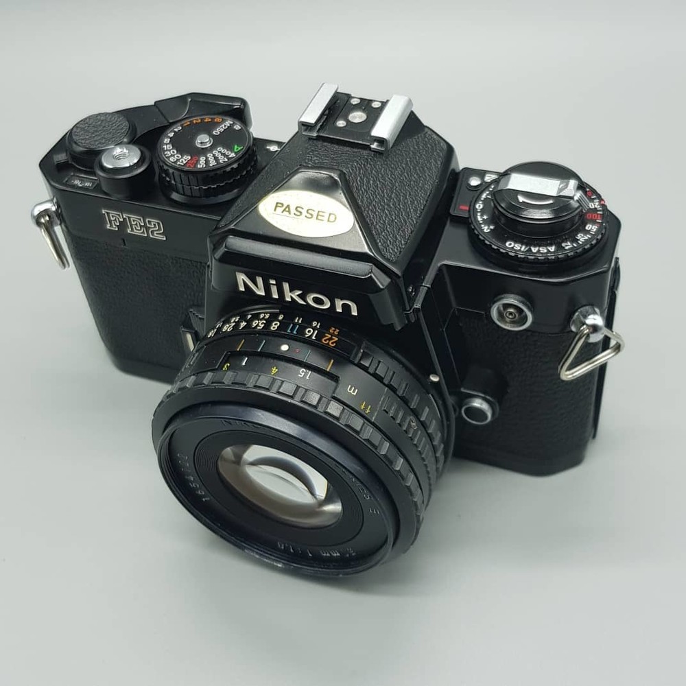 Nikon FE2 ボディ ブラック シリアルナンバー212万番台 - カメラ