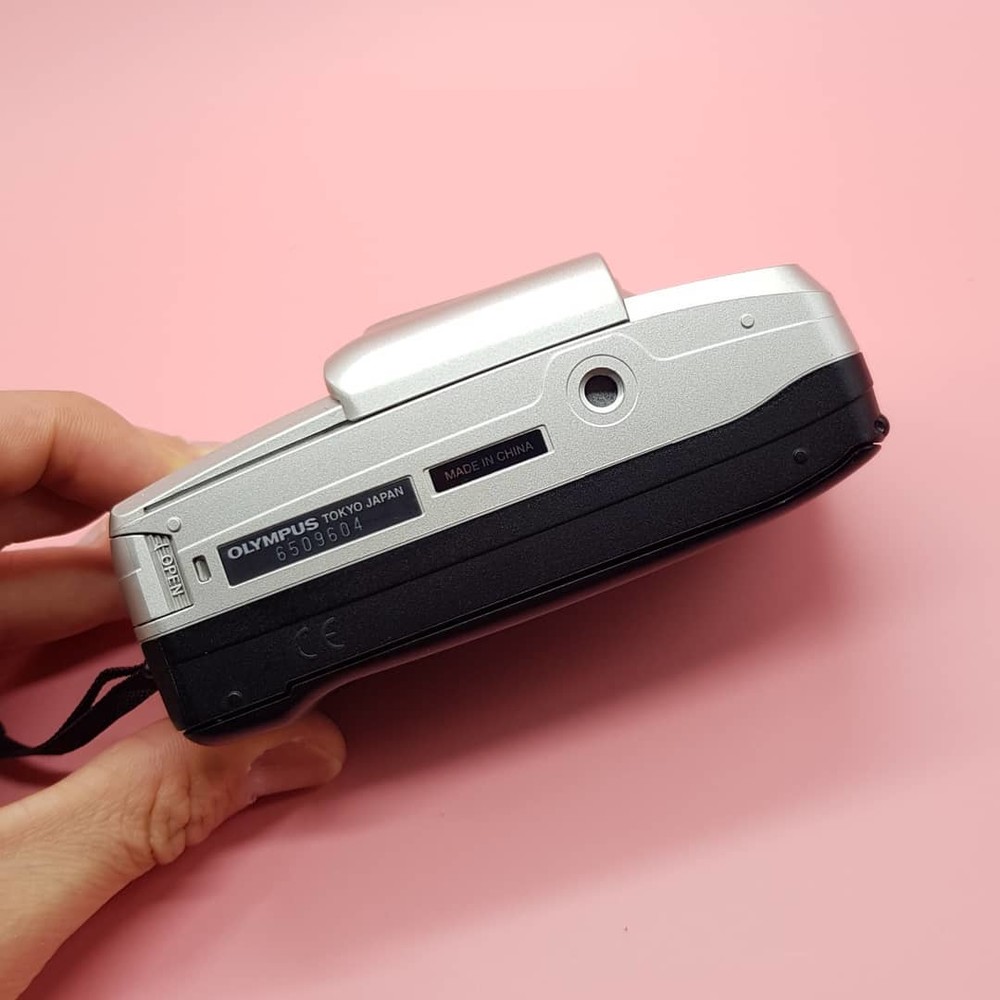 OLYMPUS SUPERZOOM 100G