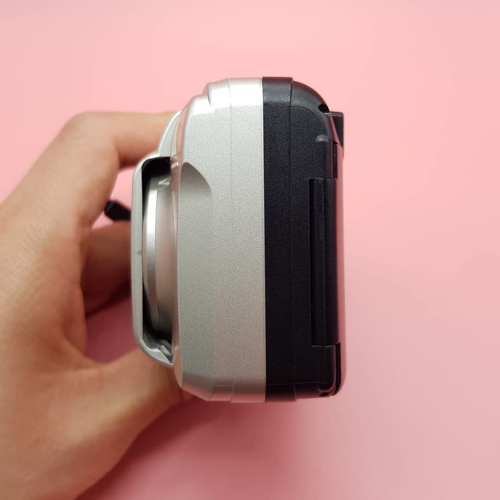 OLYMPUS SUPERZOOM 100G