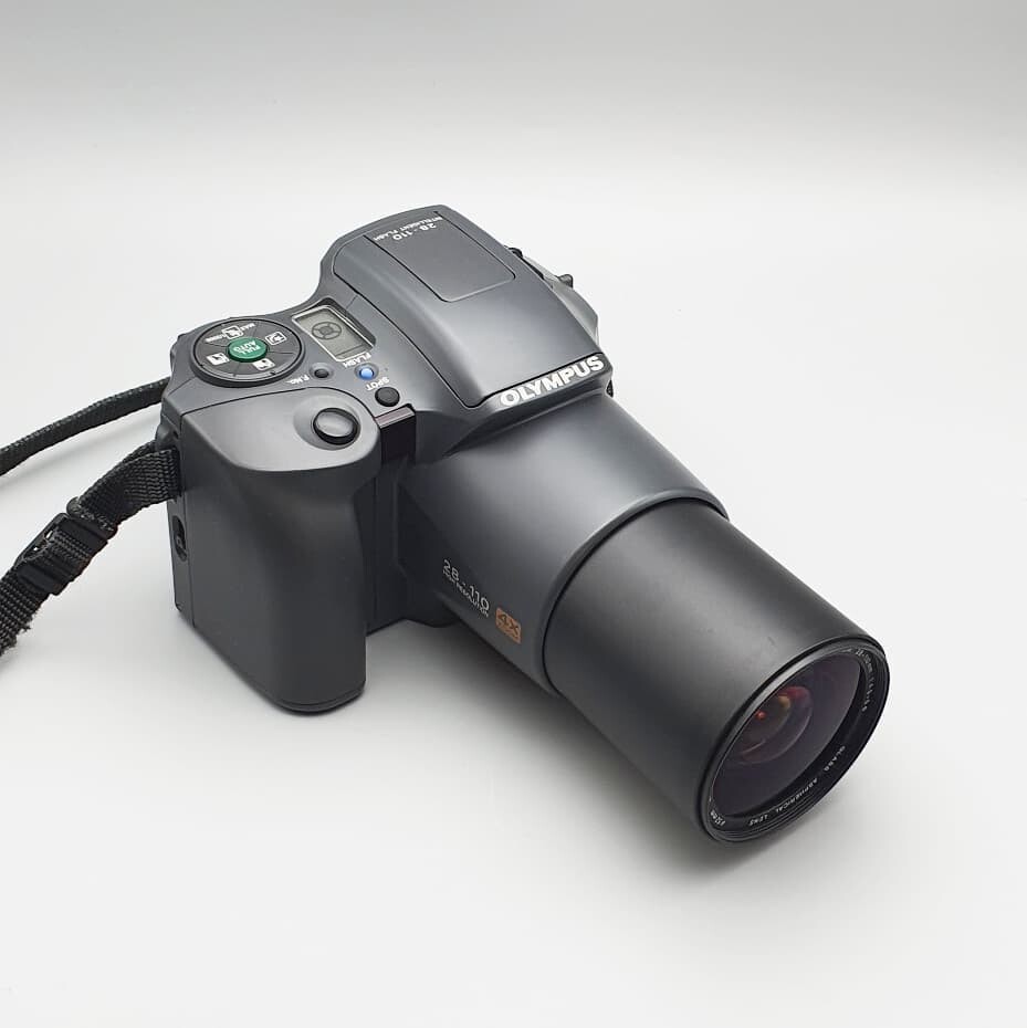 OLYMPUS IS10