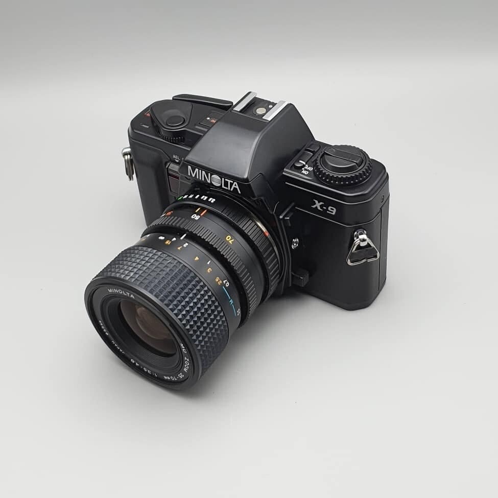 MINOLTA X9