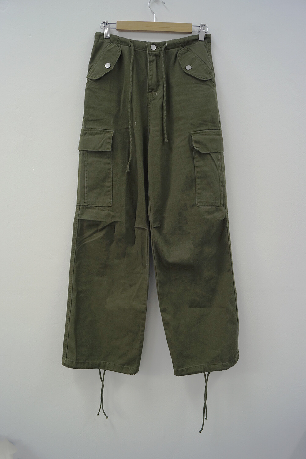 LuLu cargo pants