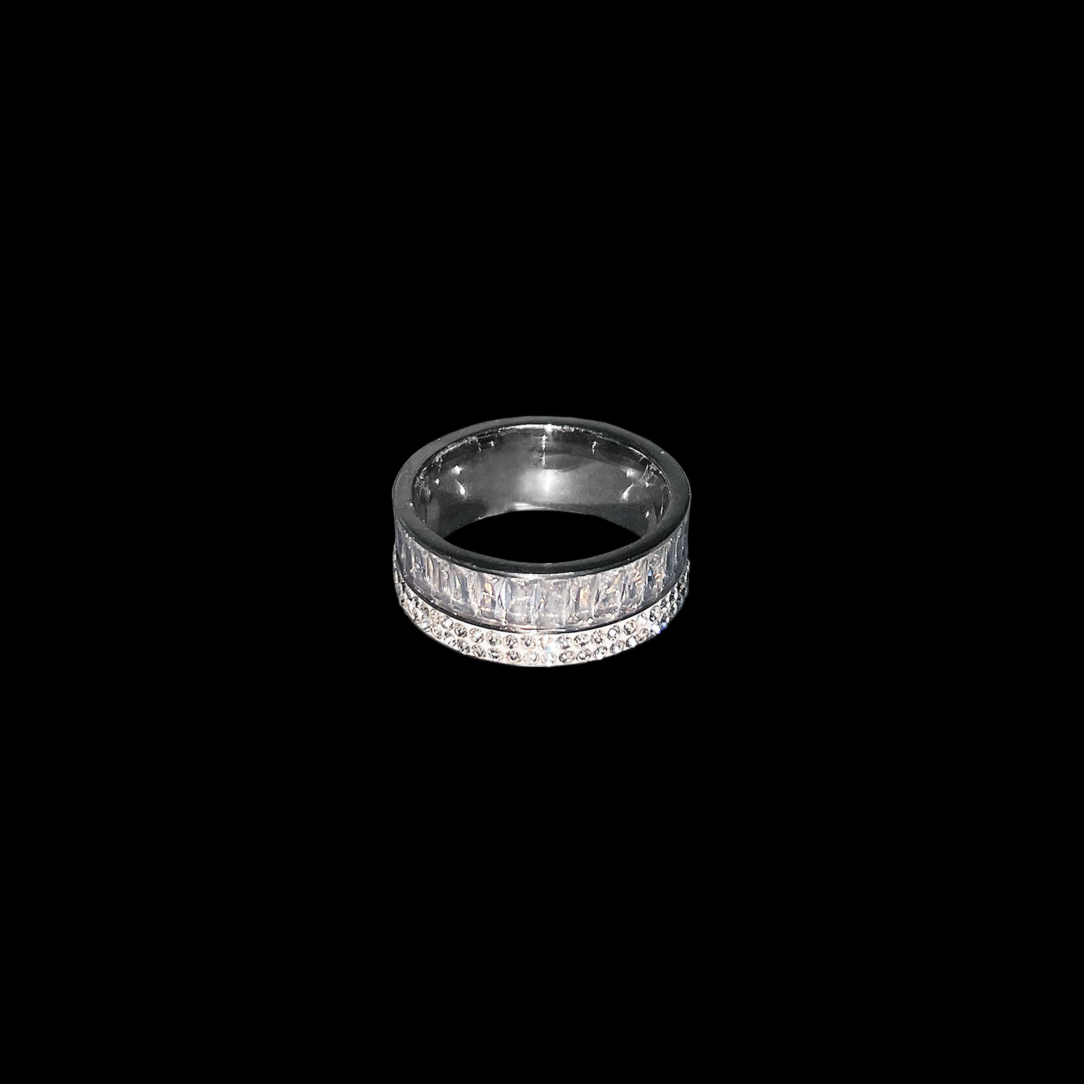 DOUBLE CUBIC RING •• (Surgical Steel)