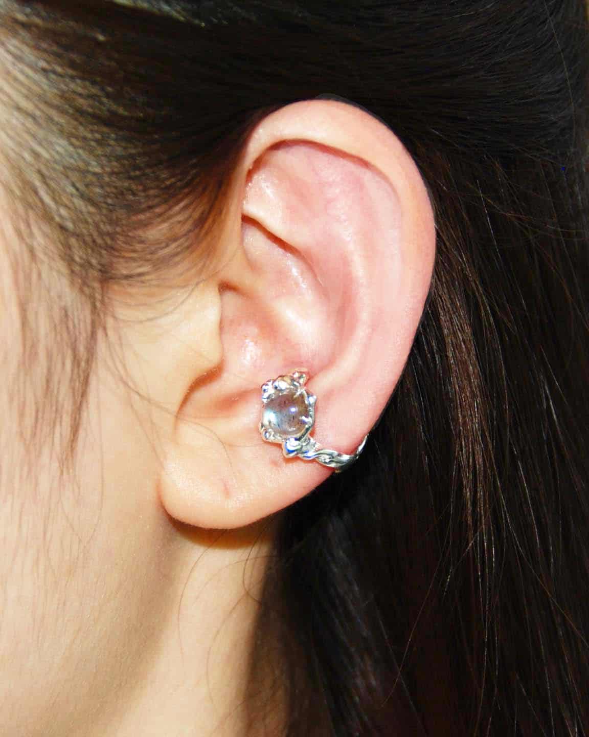 新品未使用Rieukリュークイヤーカフ片耳Small Orbit earcuff-