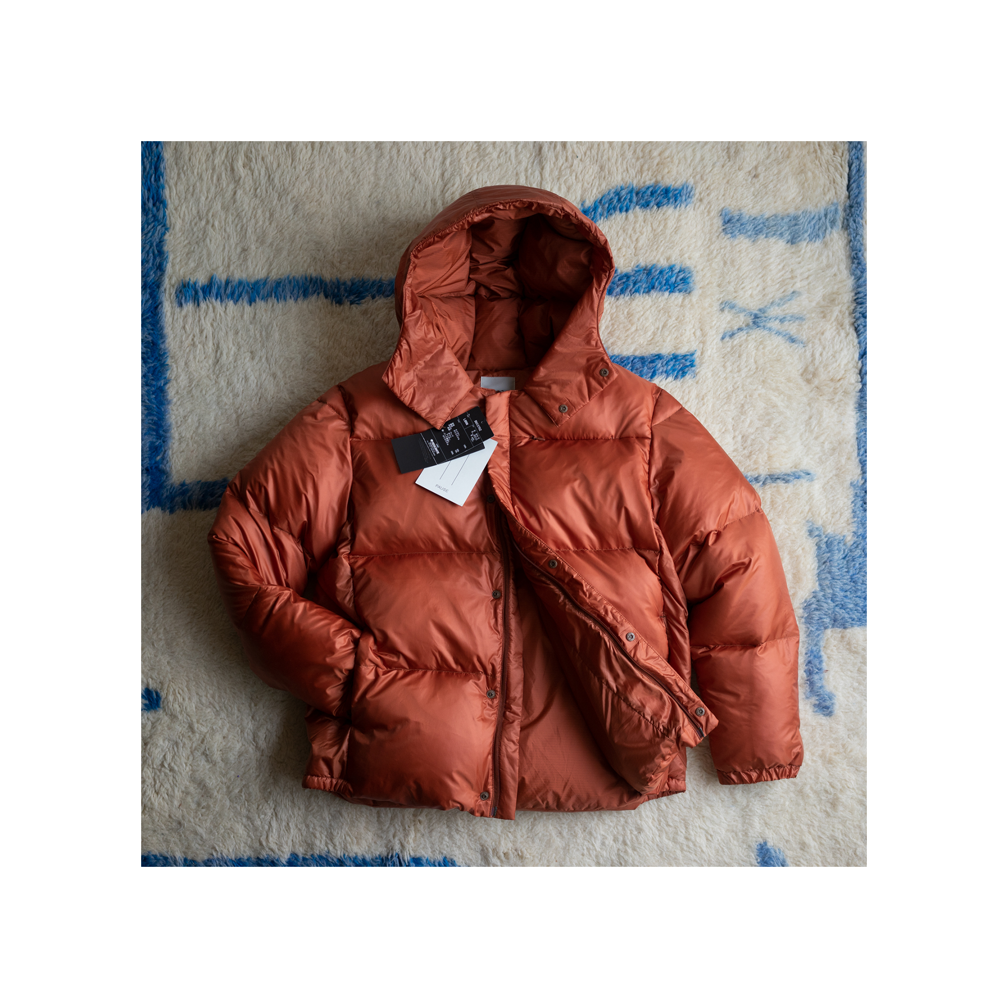 DESCENTE PAUSE - DOWN JACKET (red desert)