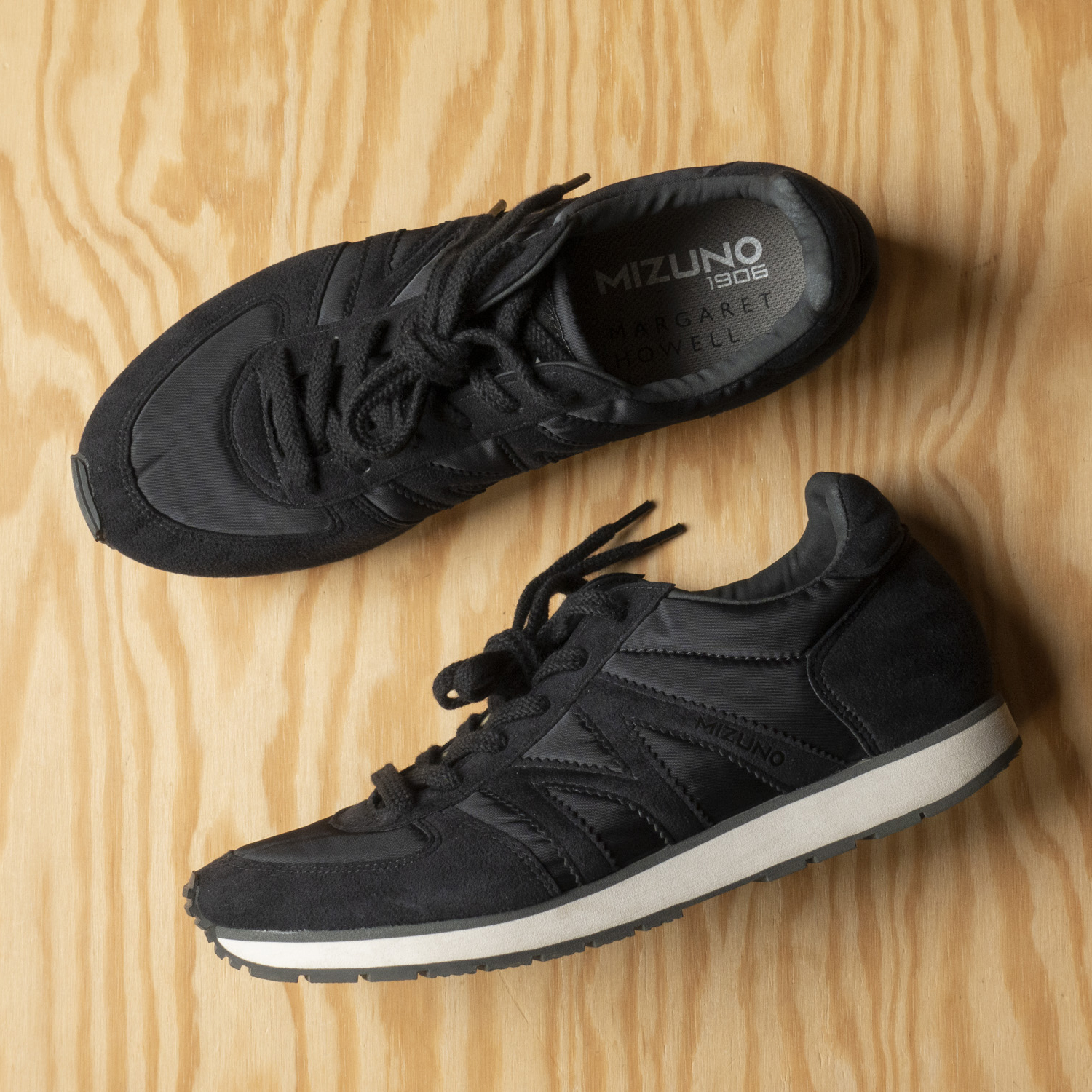 靴 MARGARET HOWELL MIZUNO RUNNING SHOES 靴 MIZUNO MARGARET HOWELL/RUNNING SHOE 24.5 MARGARET HOWELL
