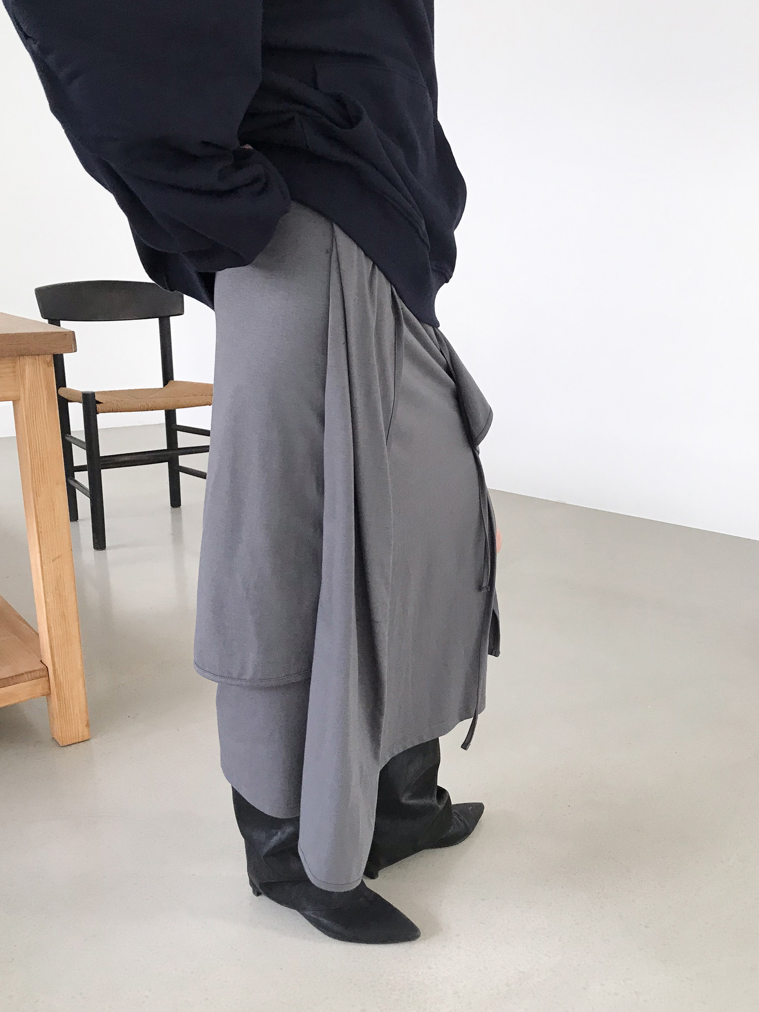 FOLDED WRAP SKIRT (2COLOR) 상세 이미지 13