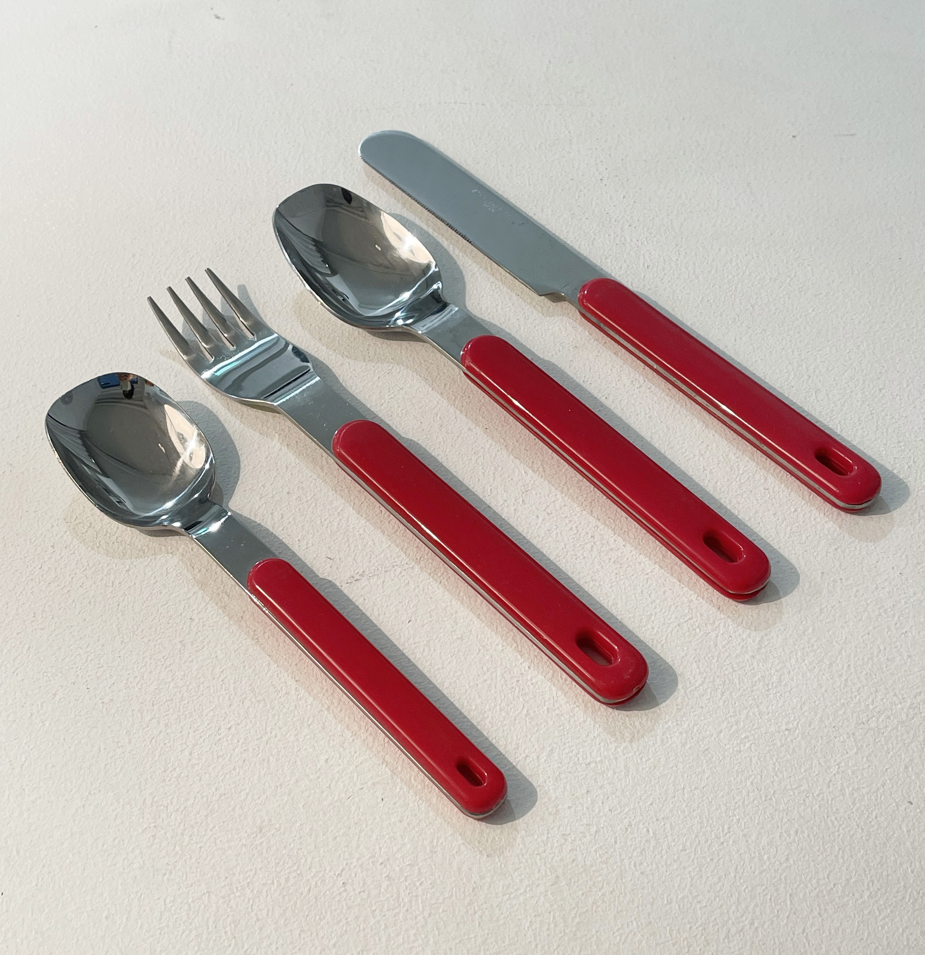 Red Cutlery