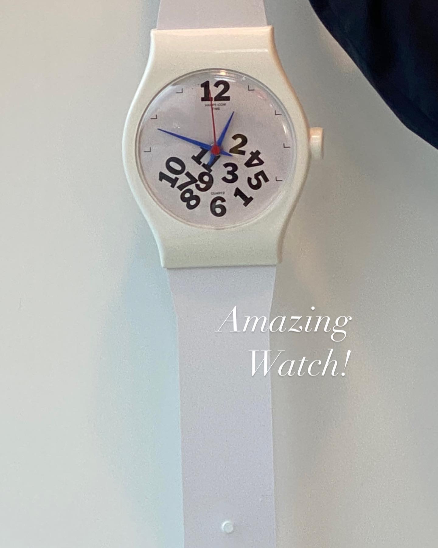 Vintage ) Postmodern memphis Design wrist watch shape wall clock