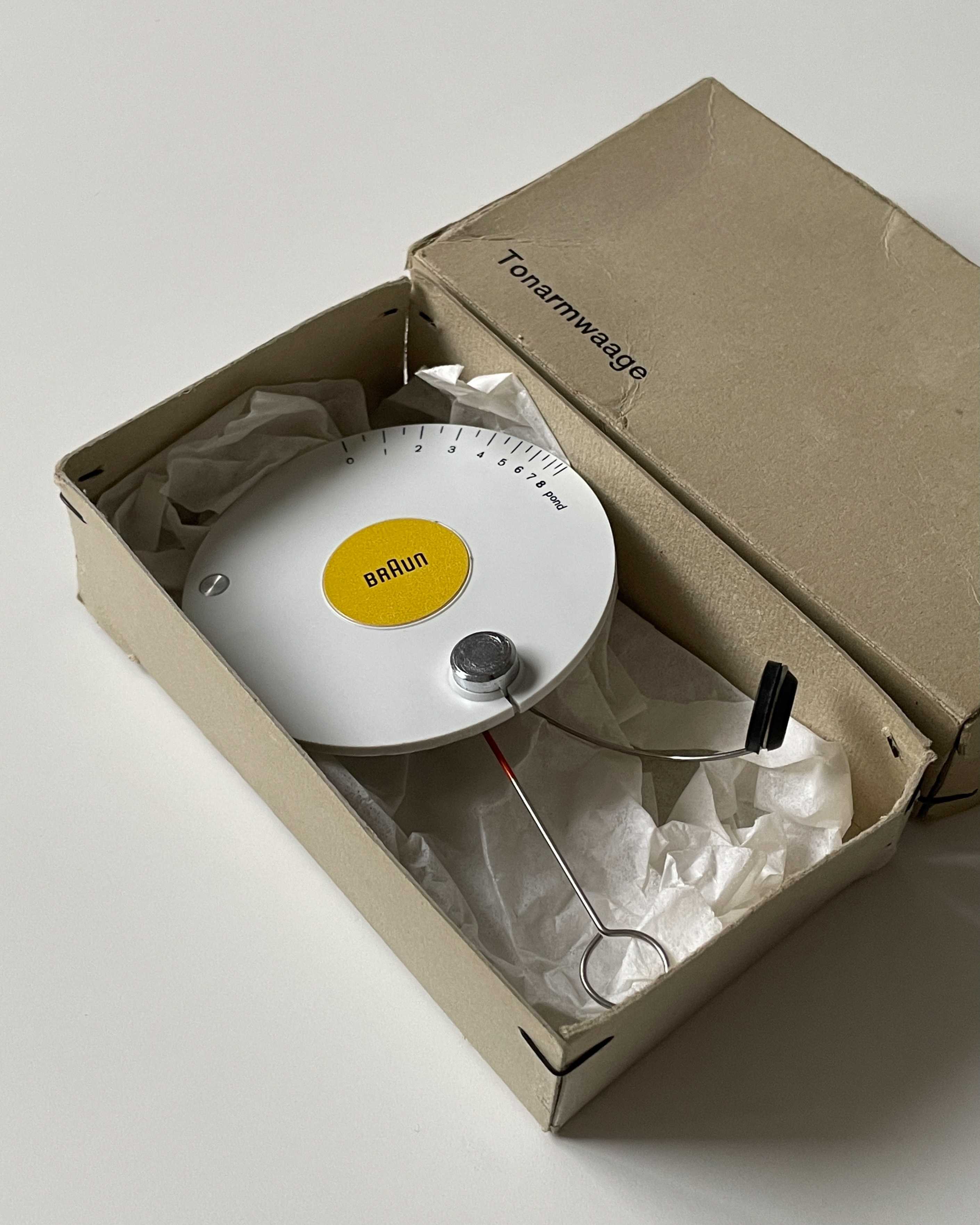 BRAUN Stylus Tracking Force Gauge, 1962