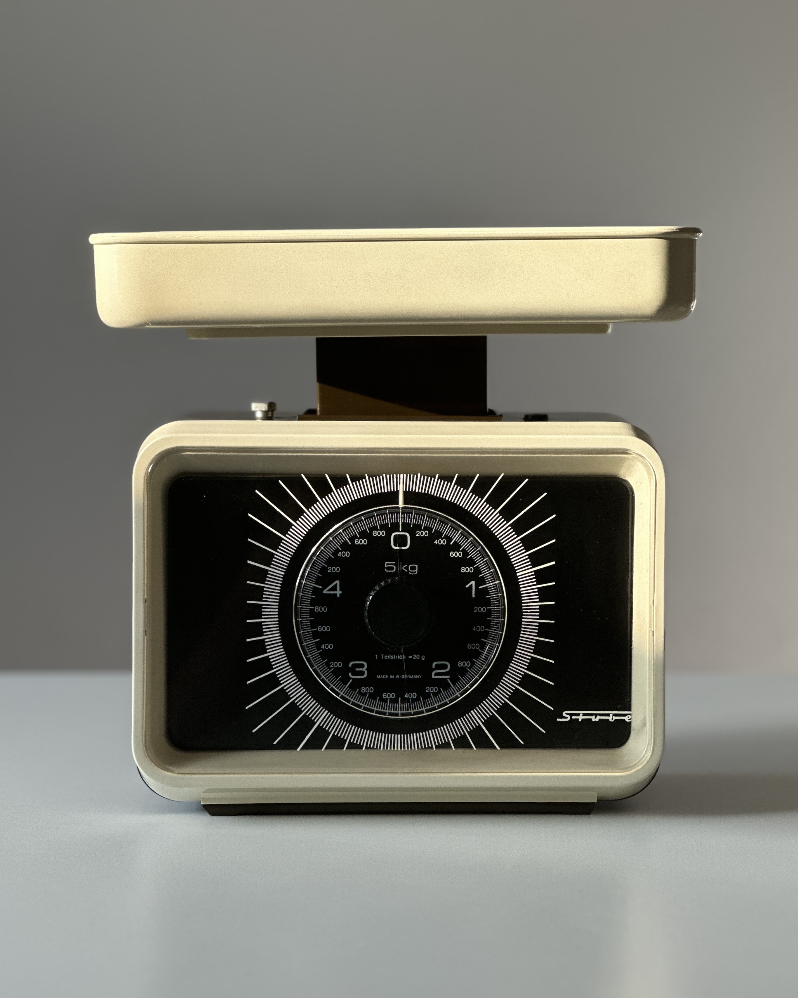 70s STUBE Vintage Kitchen Scale