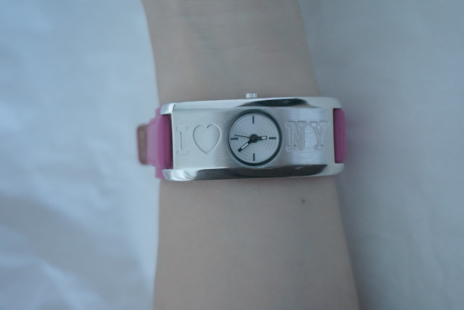 I︠ ♡ NY watch