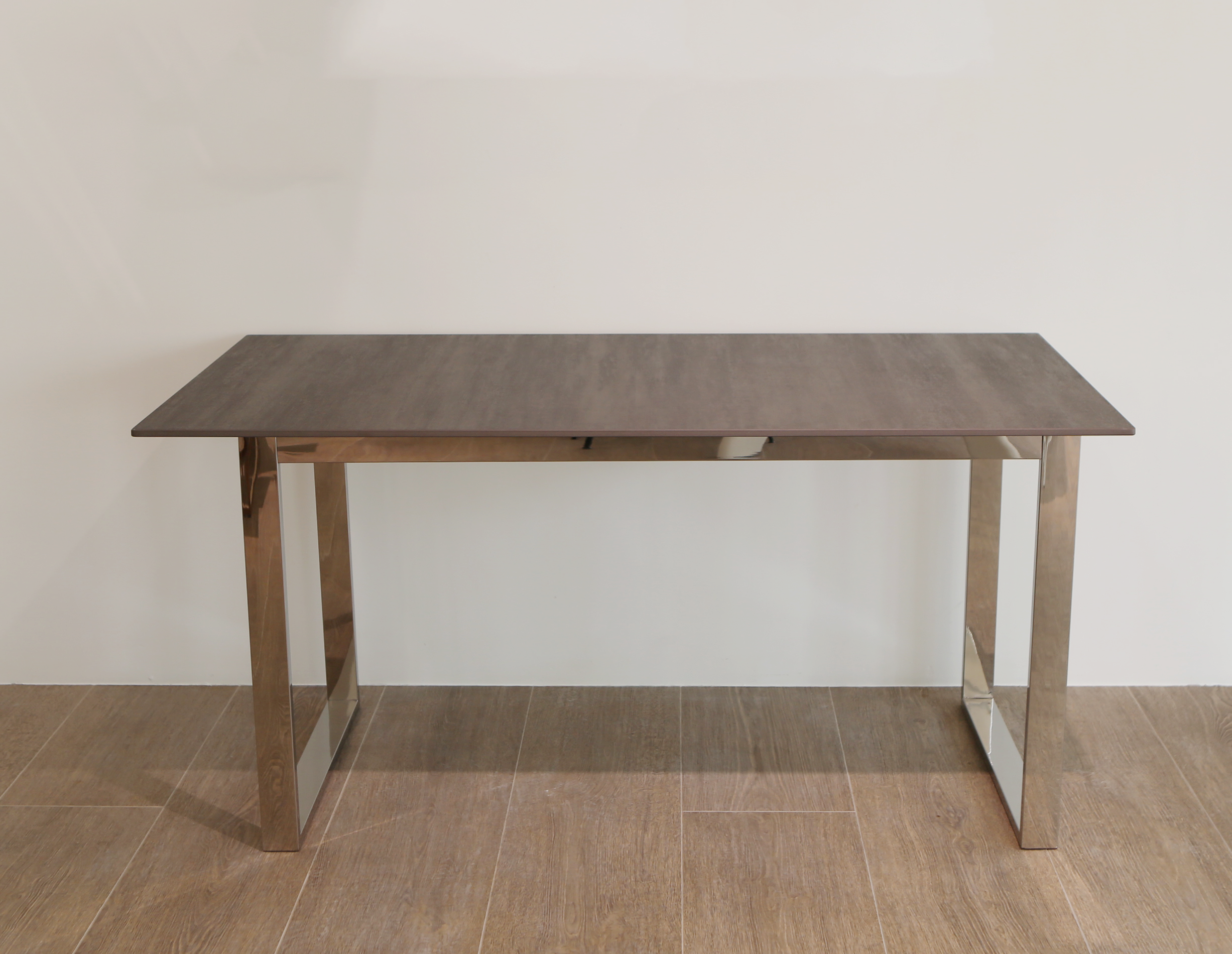 Basic Dining Table