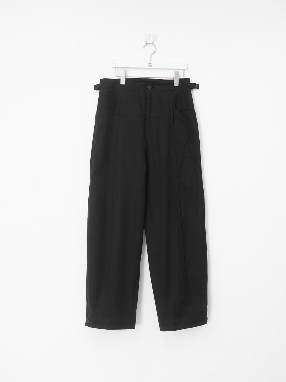 fisherman pants black