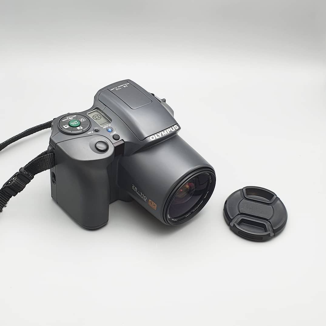 OLYMPUS IS10
