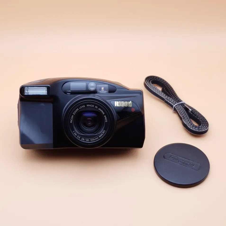 Appareil Photo Argentique Compact Ricoh RZ-105 - Zoom Auto 35mm - Occasion